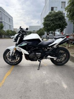 Benelli TNT600i - фото 6