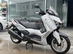 Yamaha XMAX 300 cc - фото 5