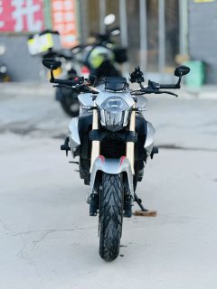 Benelli TNT600i - фото 2