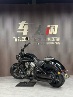 Benda Hongqi 950 - фото 8