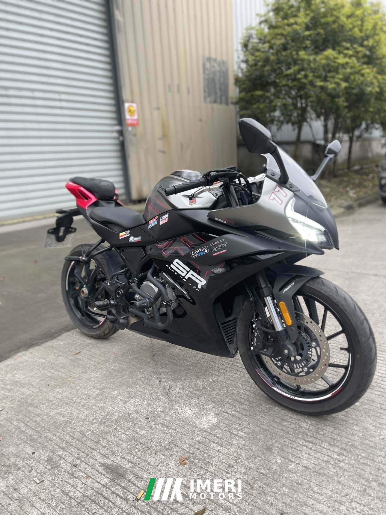 2023 CFMOTO 250SR