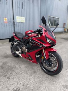 Honda CBR650R - фото 1
