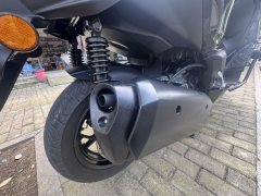 Yamaha XMAX 300 cc - фото 4