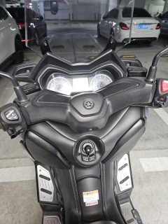 Yamaha XMAX 300 cc - фото 1