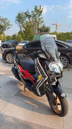 Yamaha XMAX 300 cc - фото 1