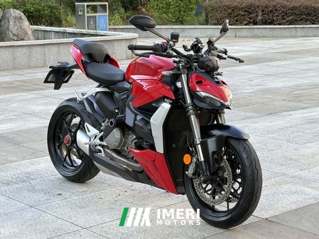 Ducati Street Fighter V2 950 cc - мотоцикл из Китая