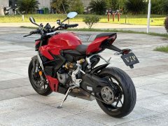 Ducati Street Fighter V2 950 cc - фото 9