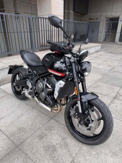 Triumph Trident 660 - фото 1