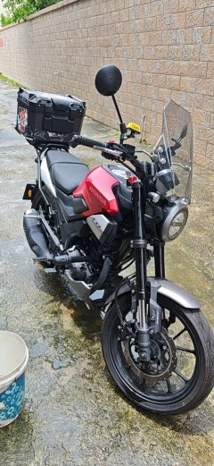 Sundiro Honda CB190TR - фото 1