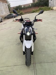 Benelli TNT 300 / BN 302S - фото 3