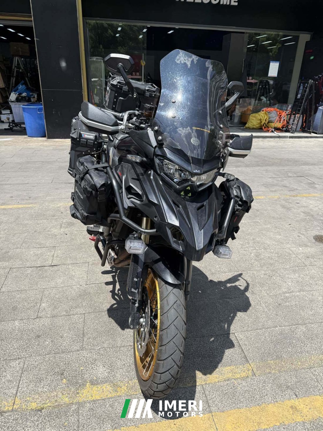 Benelli TRK552 550 cc - мотоцикл из Китая