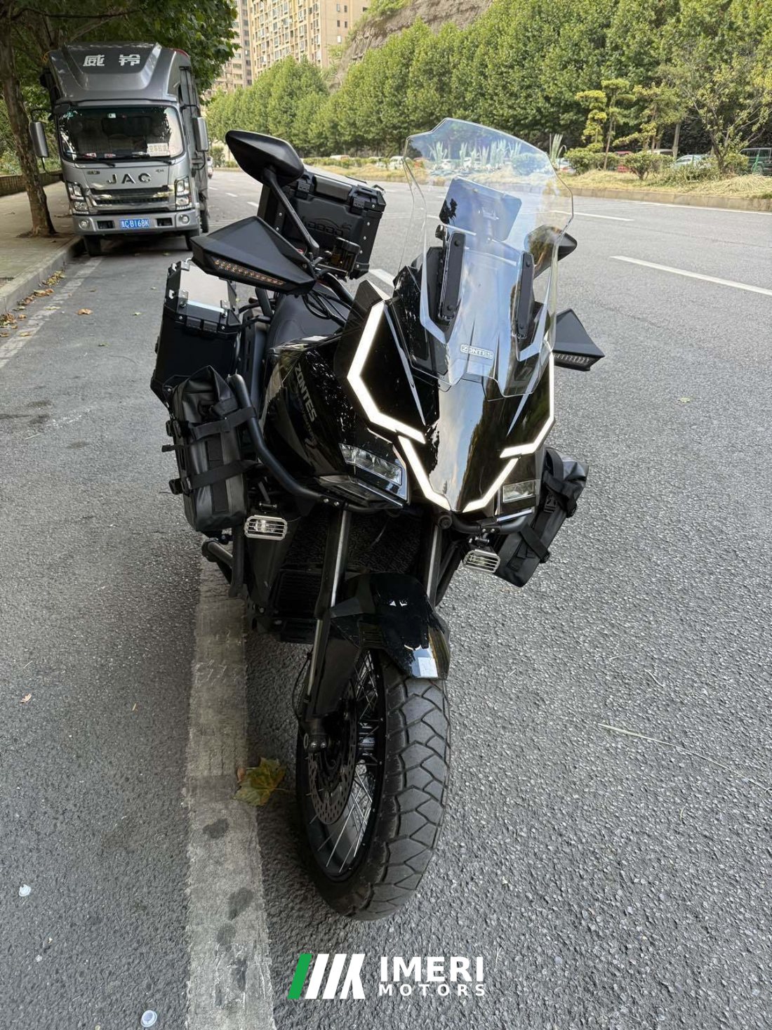 Zontes 703F 700 cc - мотоцикл из Китая