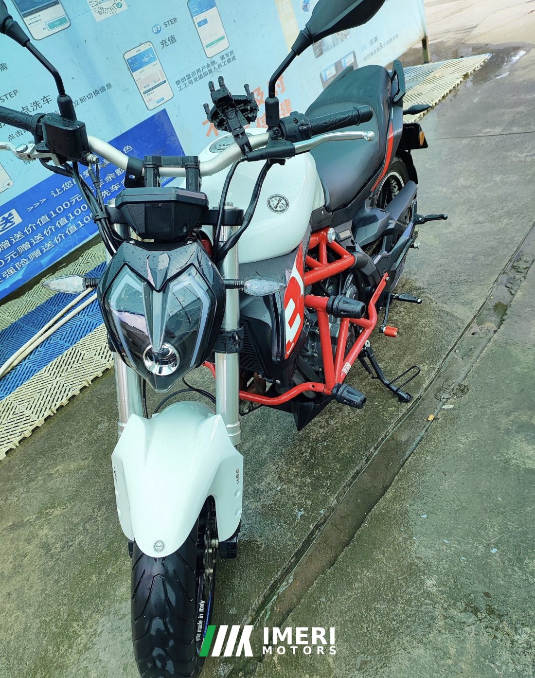 Benelli TNT 300 / BN 302S - мотоцикл из Китая