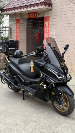KYMCO Xingting 250 - фото 2