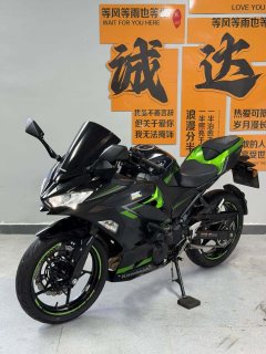 Kawasaki Ninja 400 - фото 1