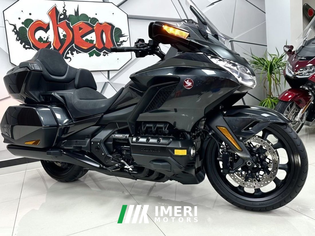 Honda Gold Wing GL1800 - мотоцикл из Китая