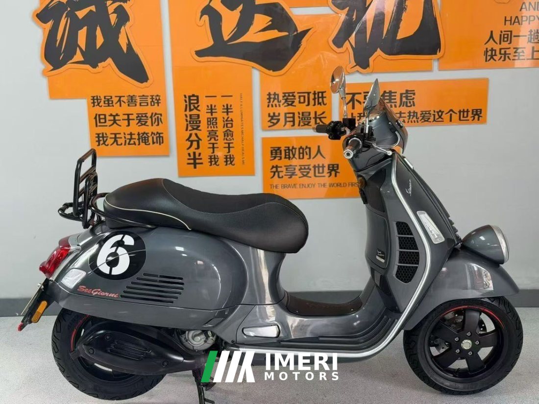 VESPA GTS 300 cc - мотоцикл из Китая
