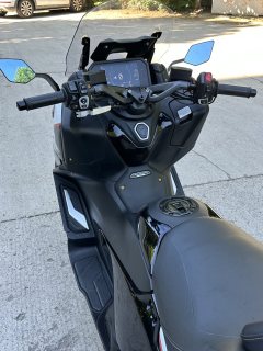 Yamaha TMAX 560 cc - фото 8