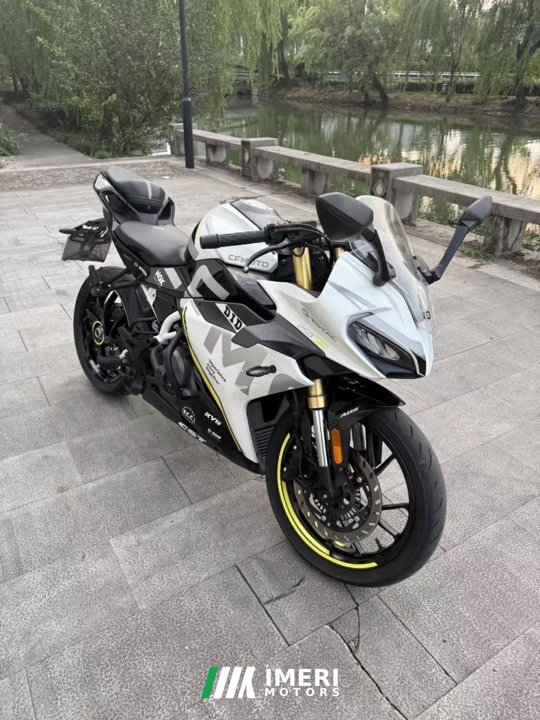 CFMOTO 250SR - мотоцикл из Китая