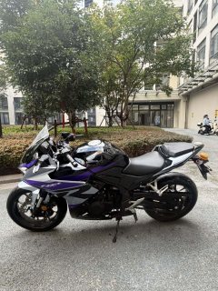 Honda CBR400R - фото 3