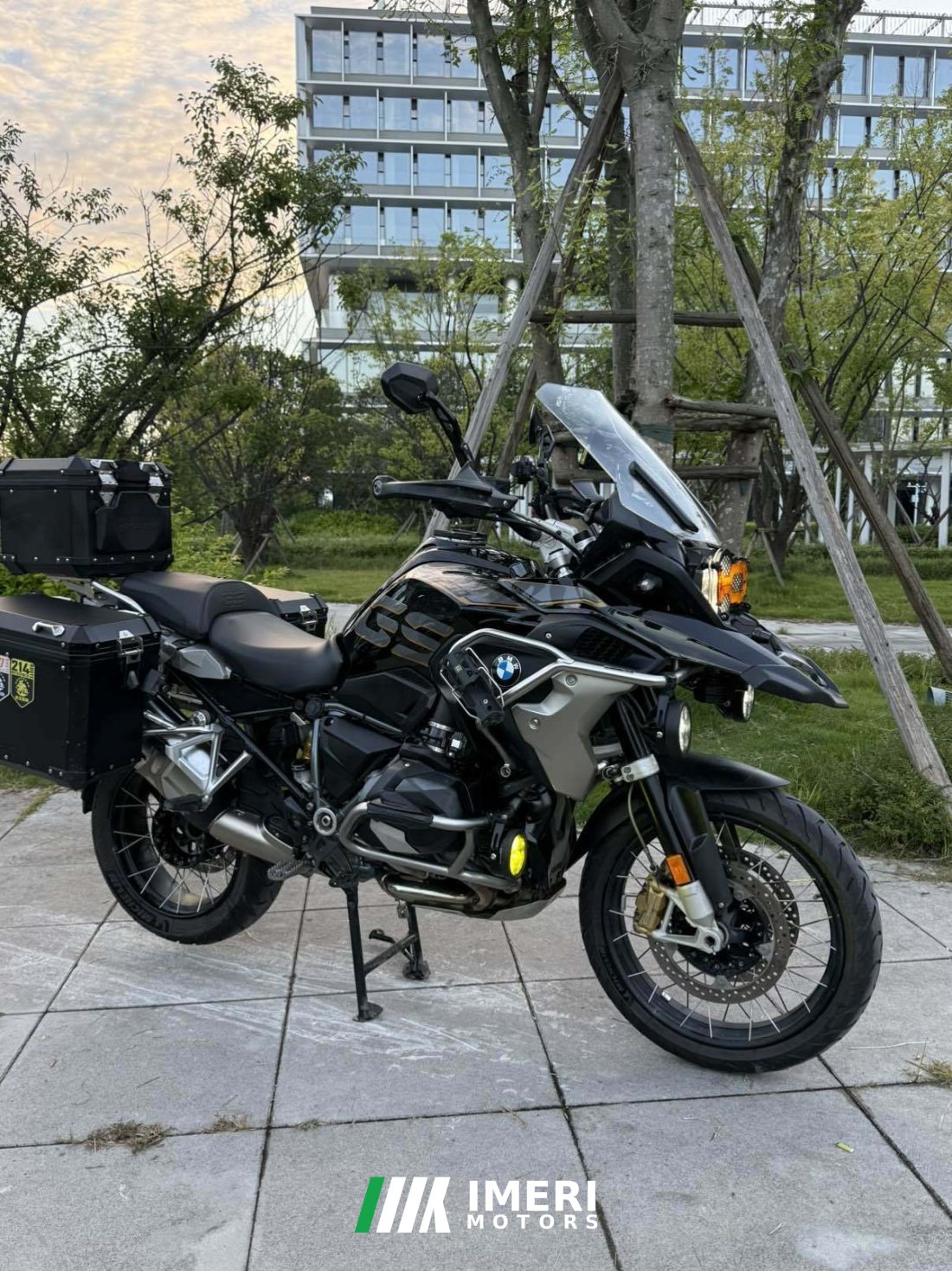 BMW R 1250 GS - мотоцикл из Китая