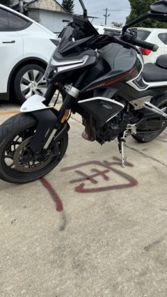CFMOTO 800NK - фото 3