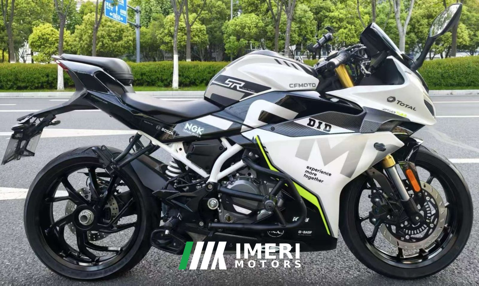 2022 CFMOTO 250SR