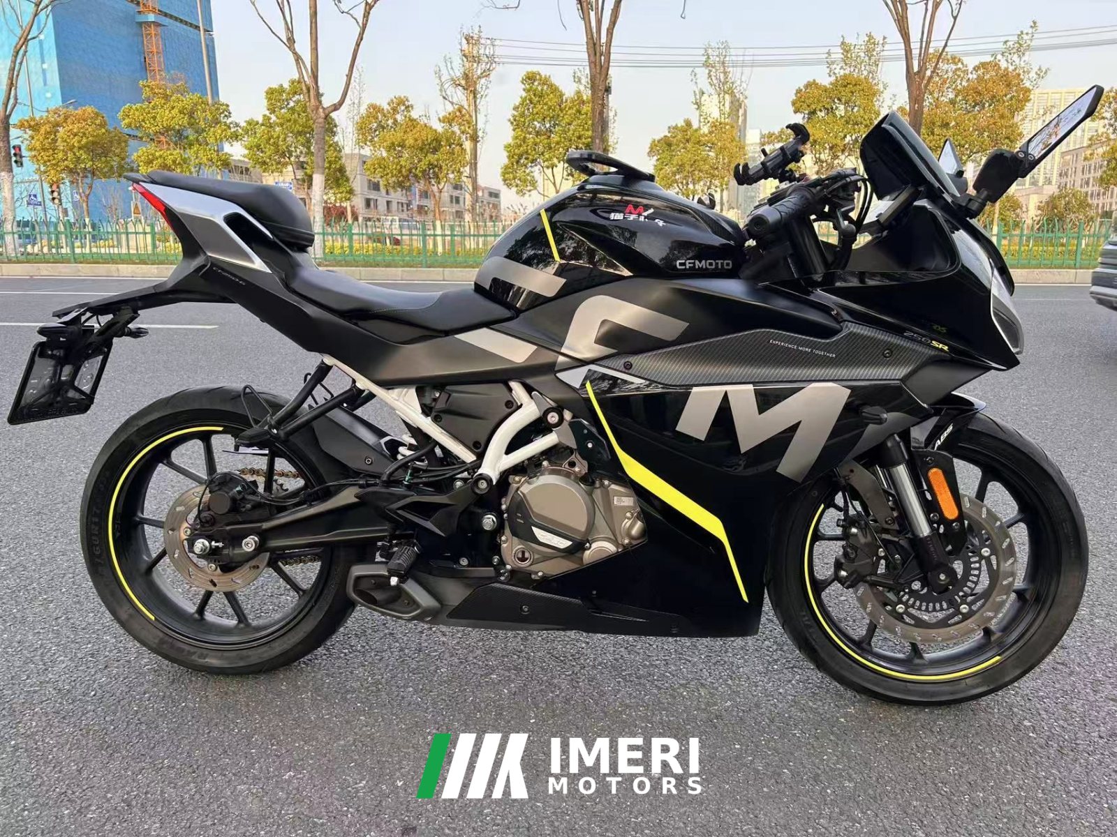 2021 CFMOTO 250SR