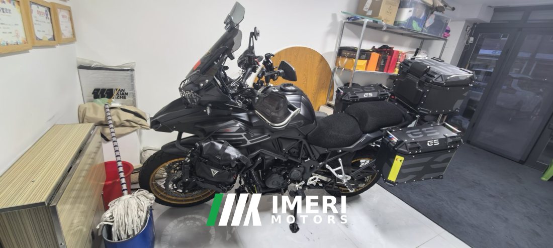 Benelli TRK552 550 cc - мотоцикл из Китая