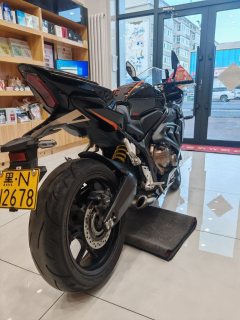 Honda CBR650R - фото 3