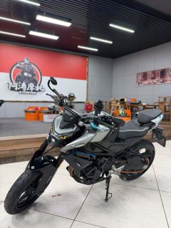 CFMOTO 450NK - фото 2
