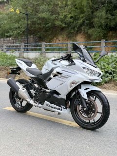 Kawasaki Ninja 400 - фото 1