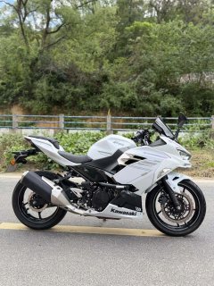 Kawasaki Ninja 400 - фото 3