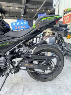 Kawasaki Ninja 400 - фото 7