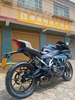 CFMOTO 250SR - фото 5