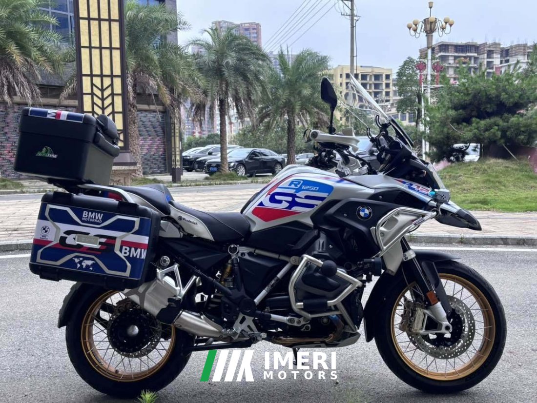 BMW R 1250 GS - мотоцикл из Китая