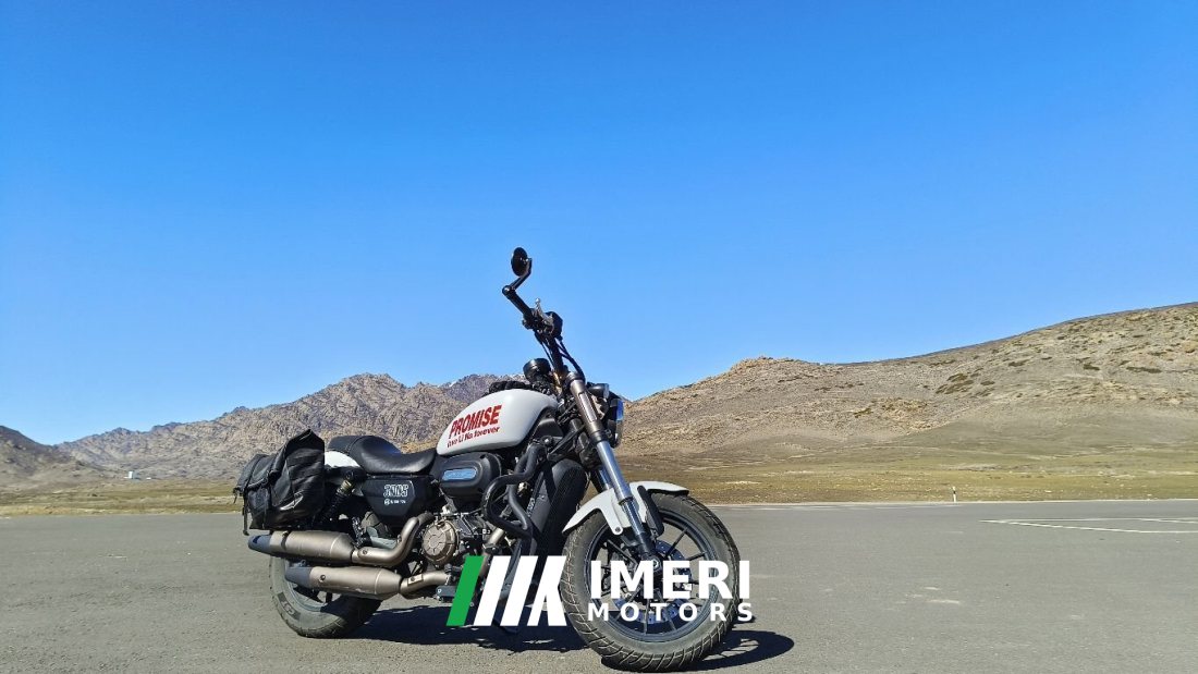 QJMOTOR 300 - мотоцикл из Китая