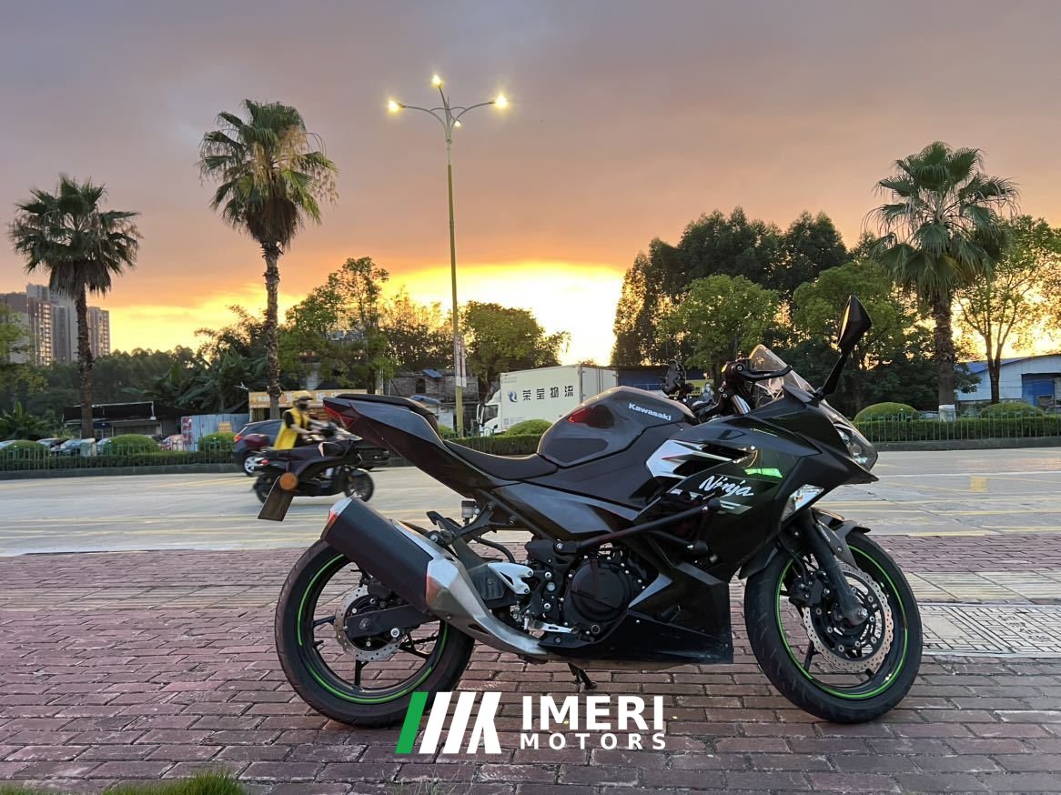 2022 Kawasaki Ninja 400