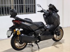 Yamaha XMAX 300 cc - фото 6