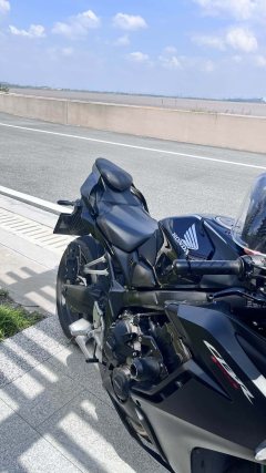 Honda CBR650R - фото 3