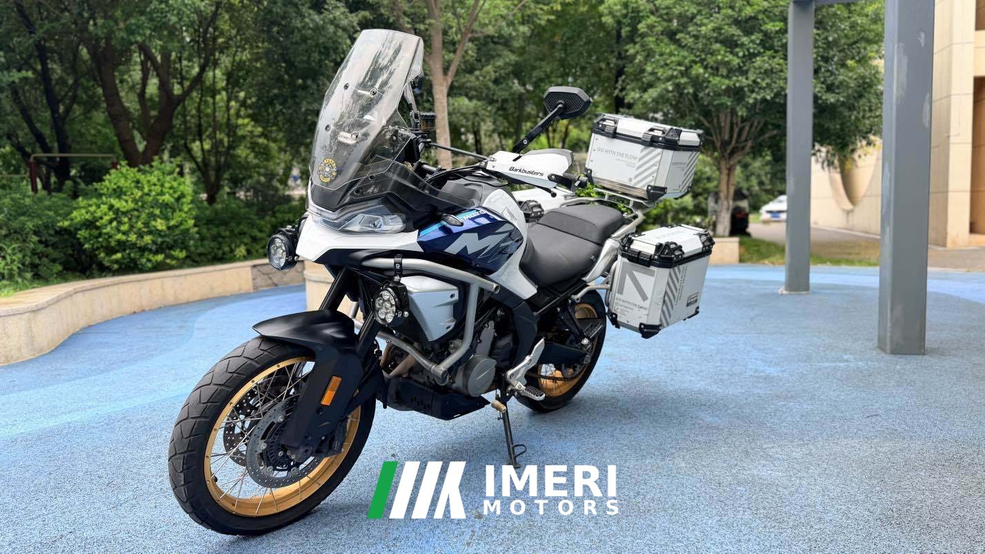 2025 CFMOTO 700MT