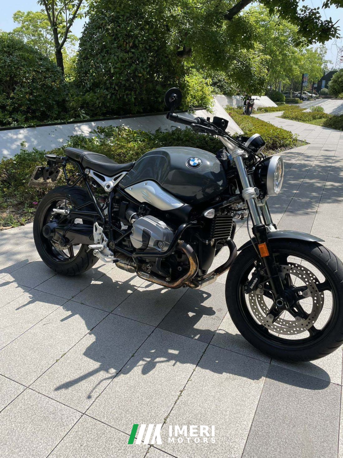 BMW R NineT 1200 cc - мотоцикл из Китая