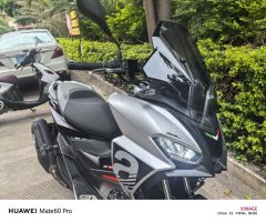 Aprilia SR GT 200 - фото 5