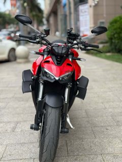 Ducati Street Fighter V4 1100 cc - фото 5