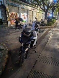 QJMOTOR 700S - фото 3