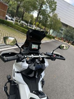 Honda X-ADV 750 - фото 11
