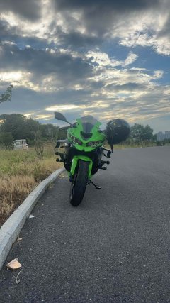 Kawasaki ZX-4R 400 cc - фото 1