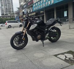 Honda CB650R - фото 1