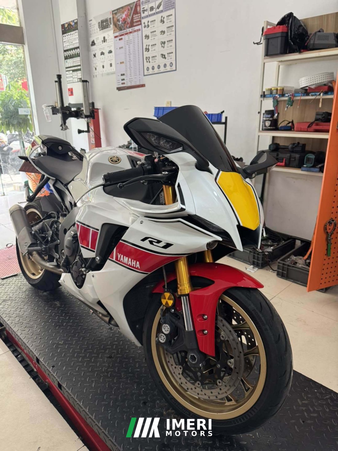 Yamaha YZF-R1 1000 cc - мотоцикл из Китая