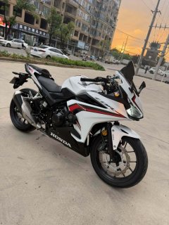 Honda CBR400R - фото 1